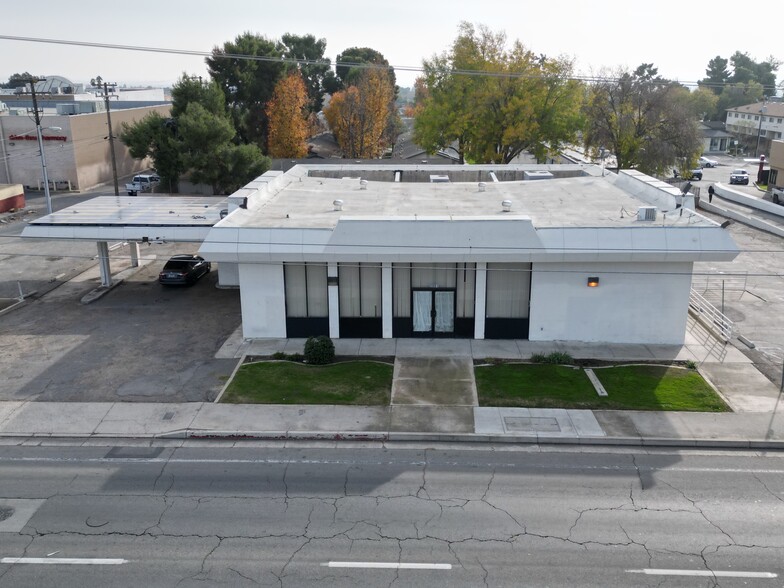 Primary Photo Of 2001 Columbus St, Bakersfield Office For Sale