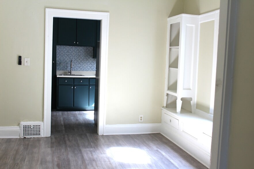 More Photos Of 957 E 143rd St, Cleveland Multifamily For Sale