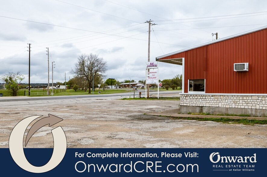 More Photos Of 502 W Morgan St, Meridian Restaurant For Sale