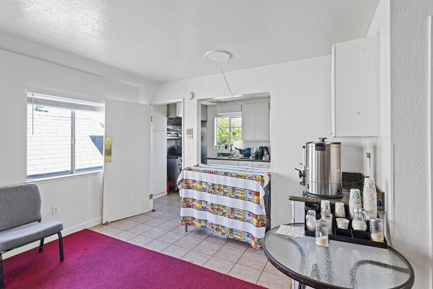 More Photos Of 2703 California St, Berkeley Religious Facility For Sale