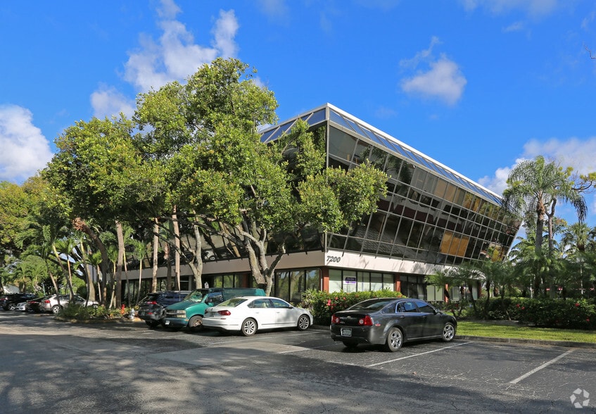 More Photos Of 7100 W Camino Real, Boca Raton Unknown For Lease