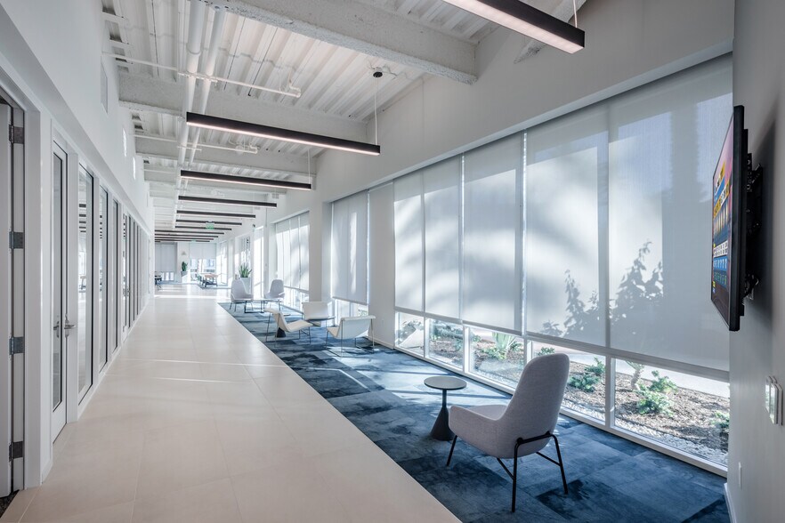 More Photos Of 20 Enterprise, Aliso Viejo Office For Lease
