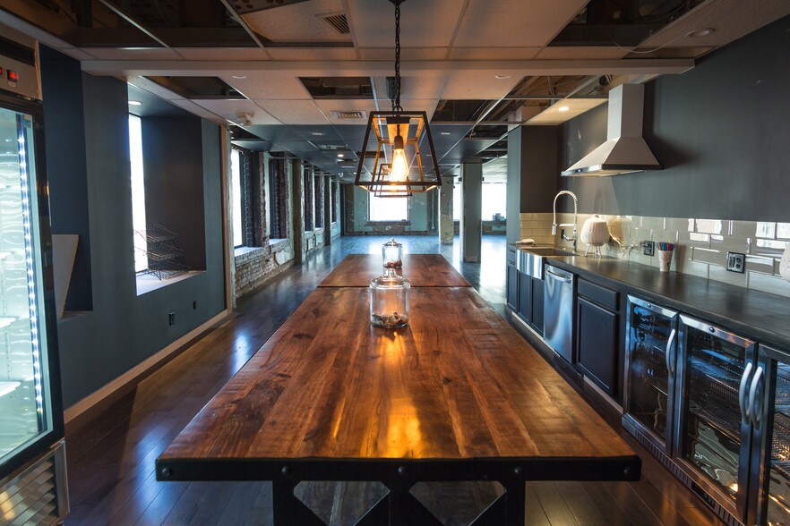 More Photos Of 110 S Main St, Wichita Office Residential For Sale