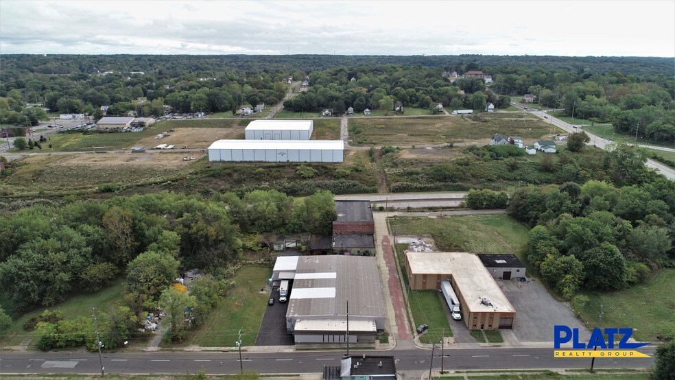 More Photos Of 107 N Hine St, Youngstown Industrial For Sale