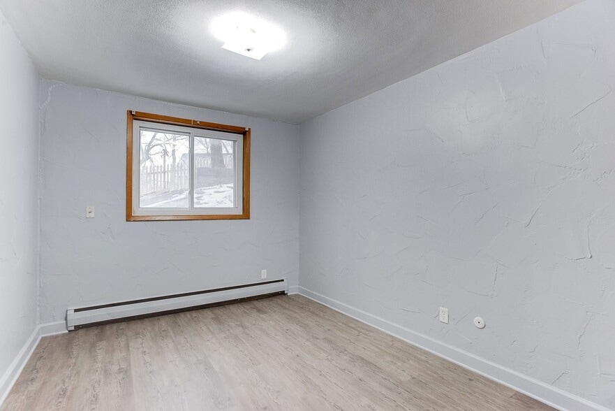 More Photos Of 748 Tatum St, Saint Paul Apartments For Sale