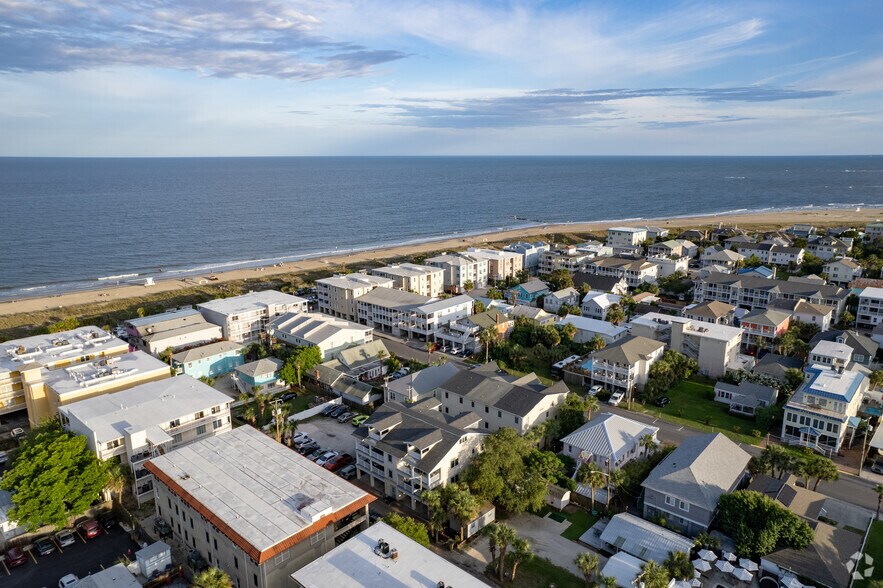 More Photos Of 13 Silver Ave, Tybee Island Apartments For Sale