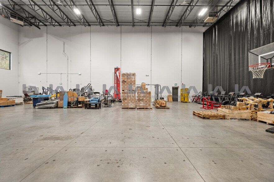 More Photos Of 3548 191 St, Surrey Warehouse For Sale