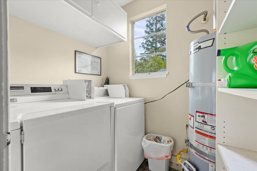 More Photos Of 2735 Byron St, Palo Alto Multifamily For Sale