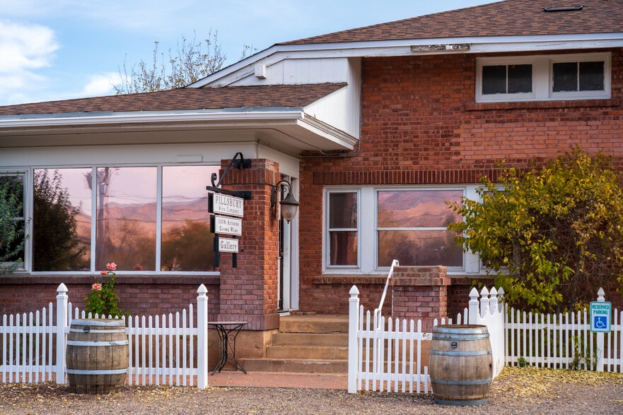 More Photos Of 315 S Willard St, Cottonwood Office Residential For Sale