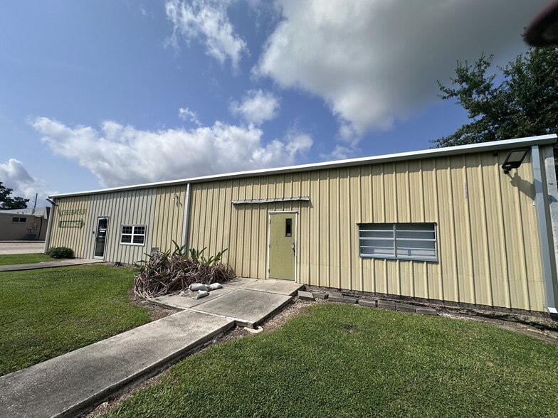 More Photos Of 116 Newspaper Dr, La Place Flex For Sale