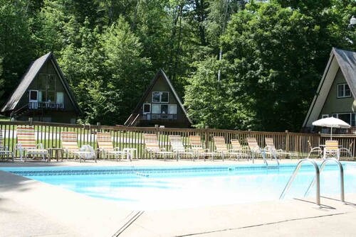 More Photos Of 2354 N 9 Rt, Lake George Hotel For Sale