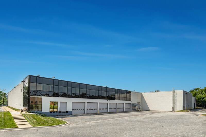 More Photos Of 10820 Gilroy Rd, Hunt Valley Warehouse For Lease