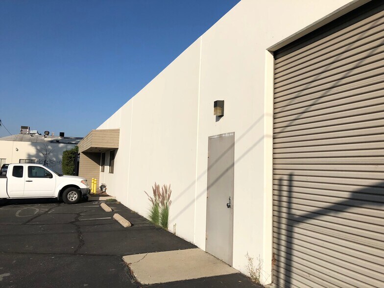 More Photos Of 13515 Excelsior Dr, Norwalk Warehouse For Lease