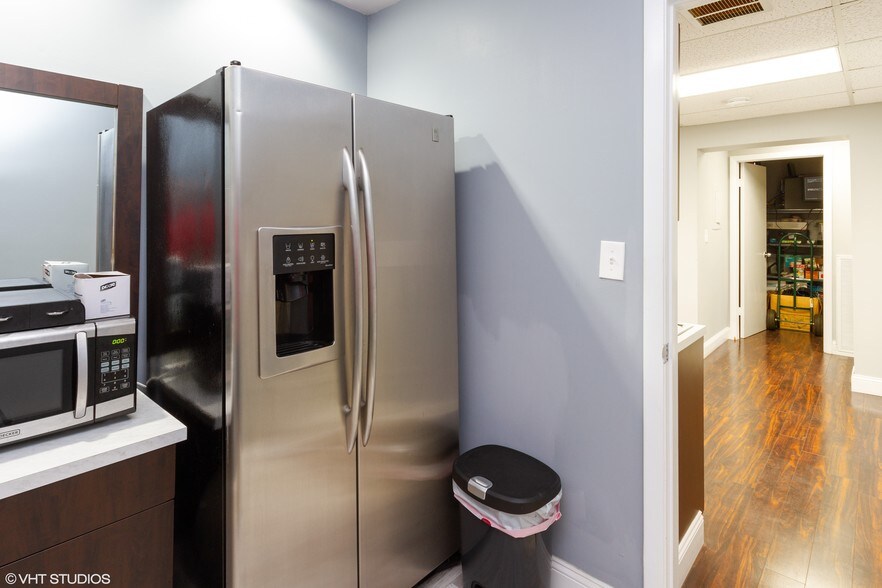 More Photos Of 212 SE 8th St, Fort Lauderdale Office Residential For Sale