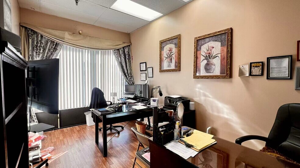 More Photos Of 1602-1670 W Airport Blvd, Sanford Unknown For Lease