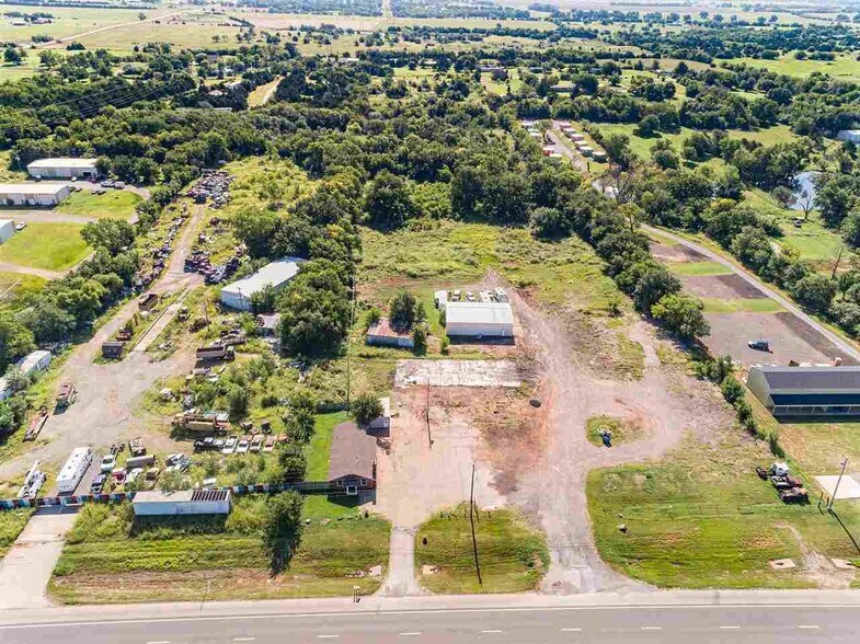 More Photos Of 7119 S Perkins Rd, Stillwater Showroom For Sale