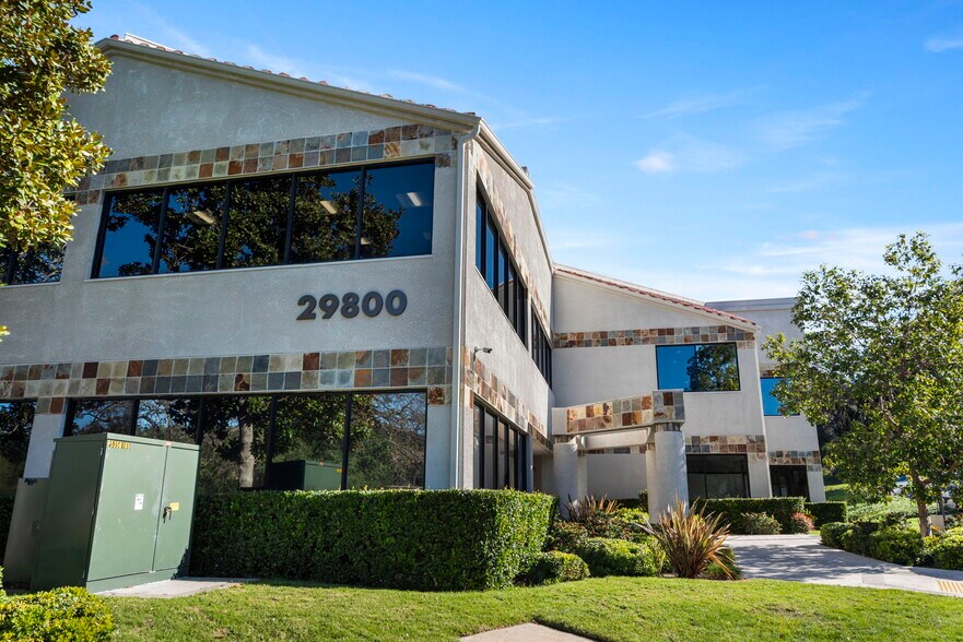 More Photos Of 29800 Agoura Rd, Agoura Hills Office For Lease