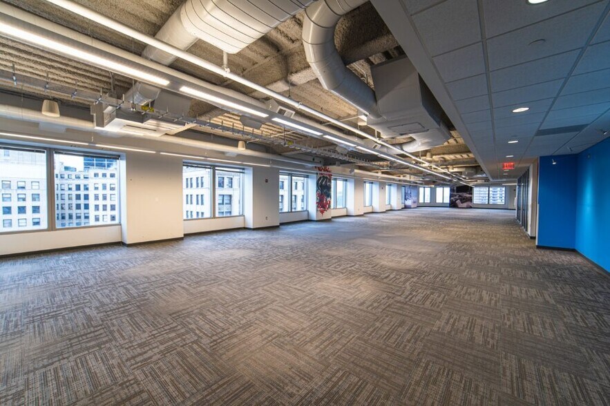 More Photos Of 500 Woodward Ave, Detroit Office For Lease