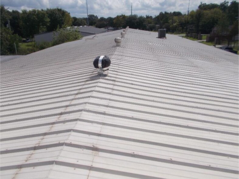 More Photos Of 10126 Jensen Dr, Houston Freestanding For Lease