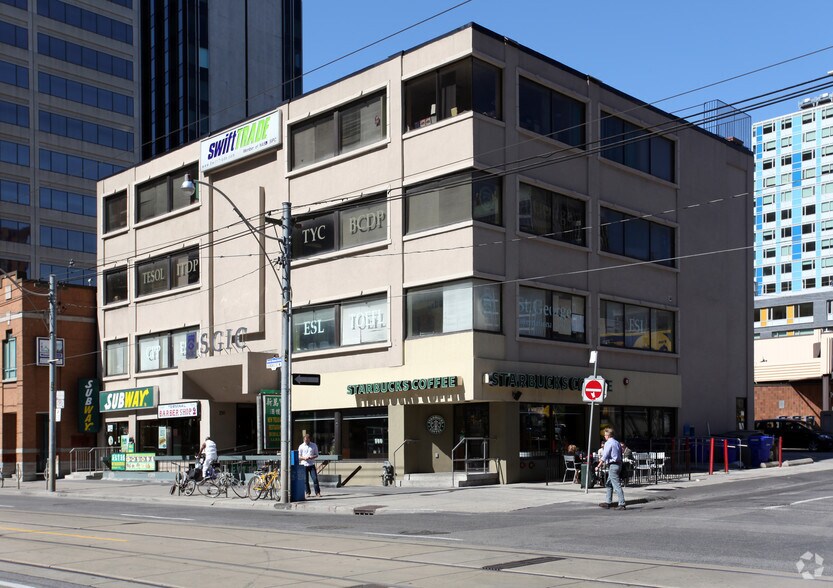 More Photos Of 150 Dundas St W, Toronto Storefront Retail Office For Lease