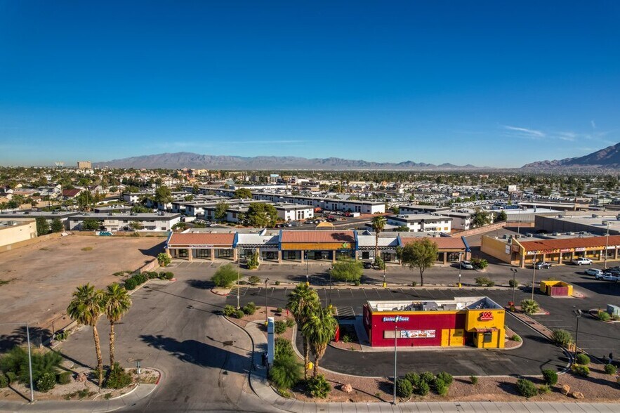 More Photos Of 4640 E Flamingo Rd, Las Vegas Storefront Retail Office For Lease