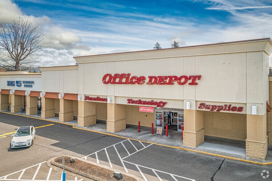 More Photos Of 1231 Auburn Way N, Auburn Unknown For Lease