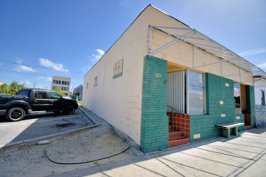 More Photos Of 128 E Orange Ave, Lake Wales General Retail For Sale
