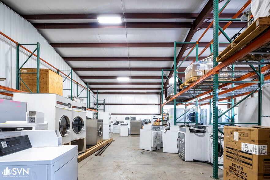 More Photos Of 129 Fieldview Dr, Versailles Warehouse For Sale