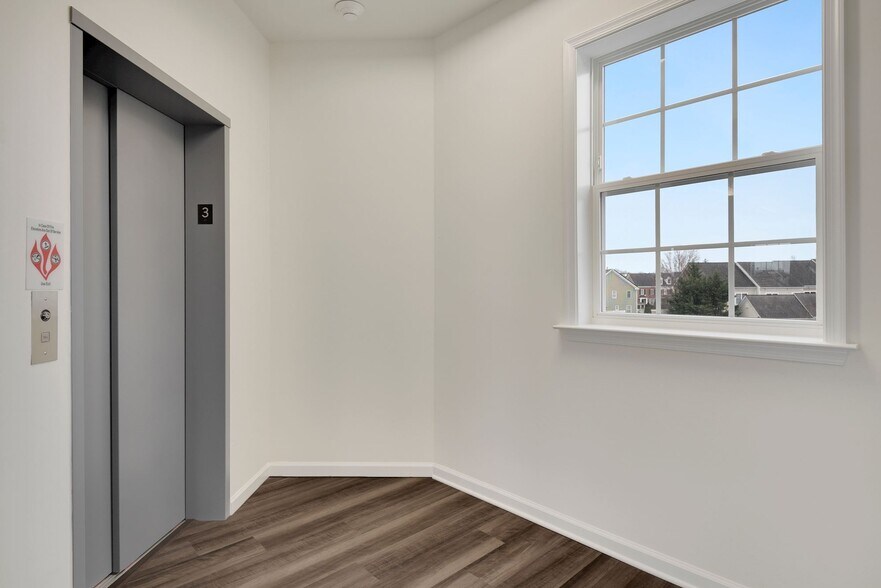 More Photos Of 3546 Worthington Blvd, Frederick Storefront Retail Office For Lease