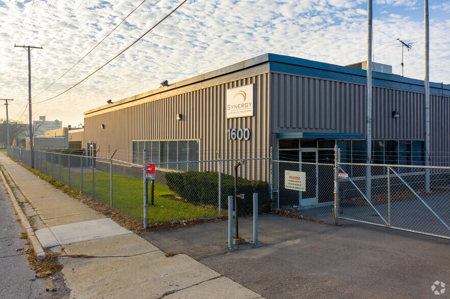 Primary Photo Of 1600-1616 Howard St, Detroit Warehouse For Lease