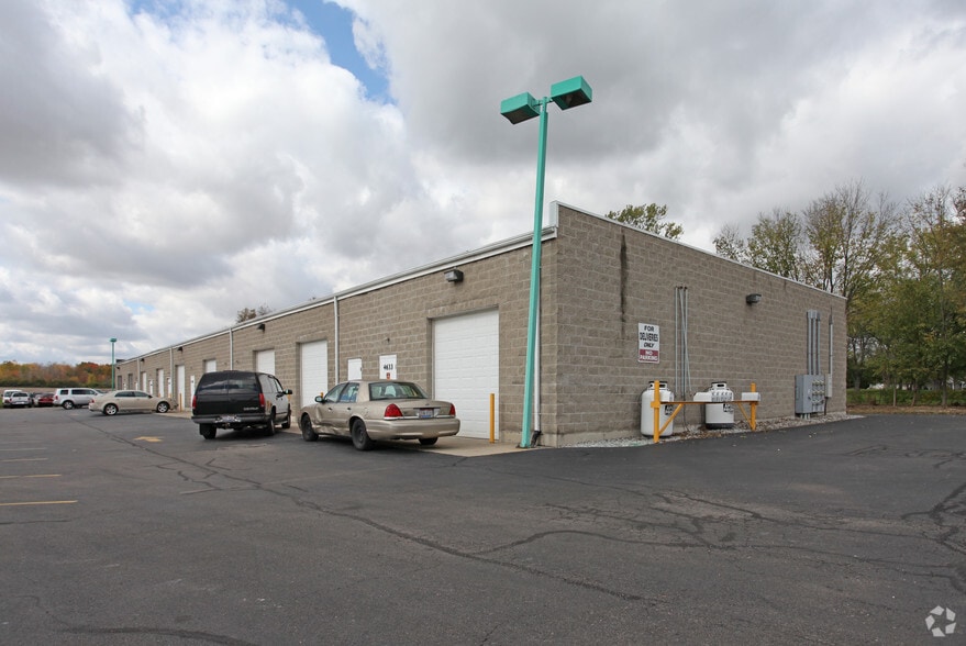 More Photos Of 4601-4633 Soldiers Home Miamisburg Rd, Miamisburg Showroom For Lease
