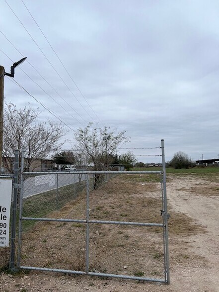 More Photos Of 1710 N Closner Blvd, Edinburg Land For Lease