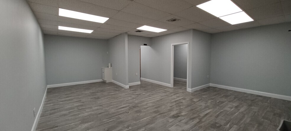 More Photos Of 2333 N State Road 7, Margate Medical For Lease