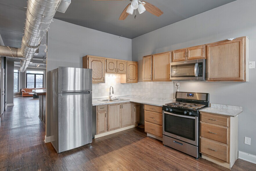 More Photos Of 3018-3022 W North Ave, Chicago Apartments For Sale