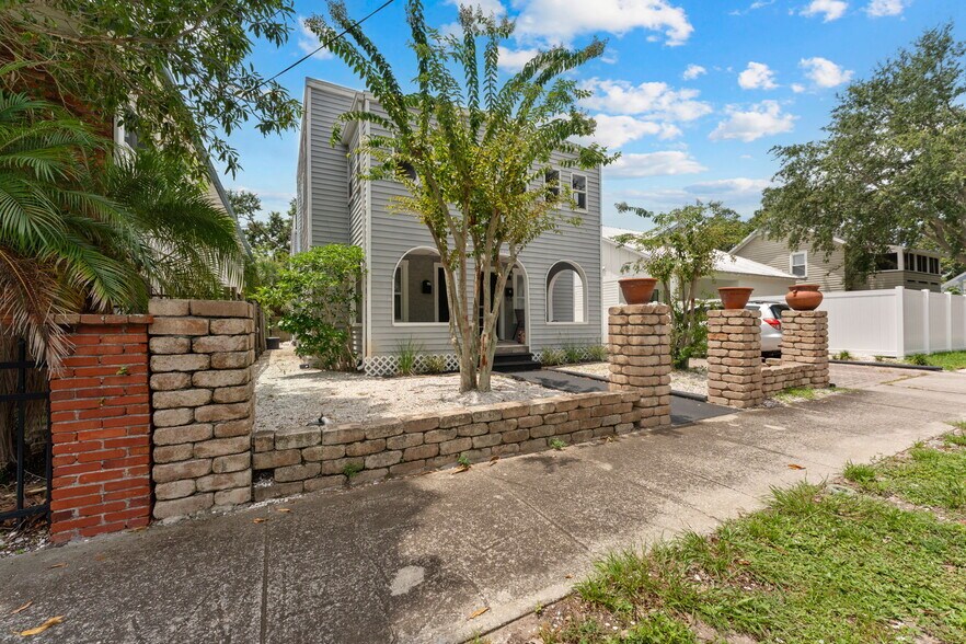 More Photos Of 1326 17th Ter N, Saint Petersburg Apartments For Sale