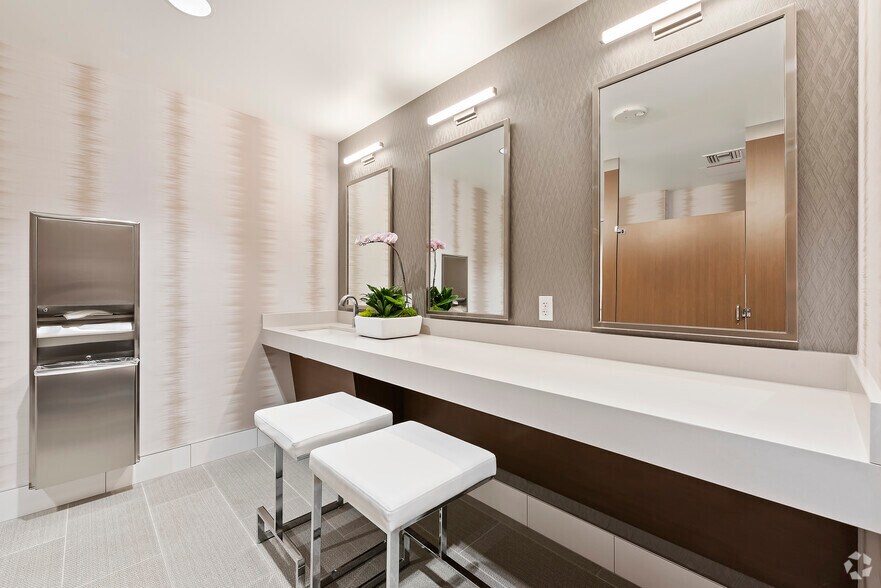 More Photos Of 610 W Ash St, San Diego Office For Lease