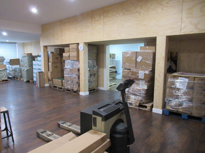 More Photos Of 1820 E Rosecrans Ave, Compton Storefront For Sale