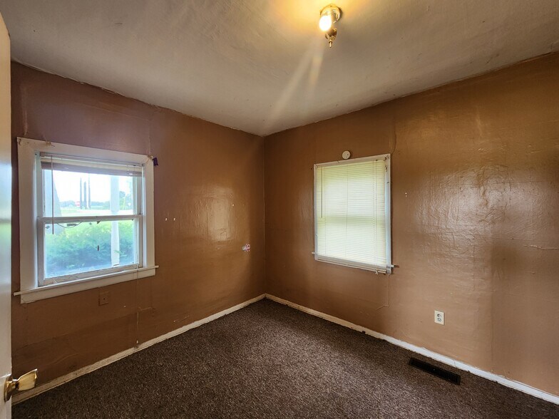 More Photos Of 3960 Lindberg rd, West Lafayette Land For Sale