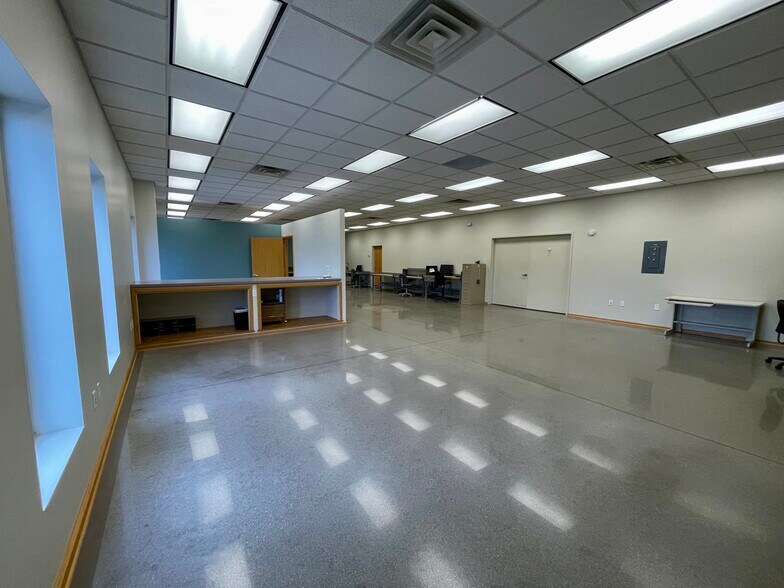 More Photos Of 4510-4520 Progress Dr, Columbus Warehouse For Lease