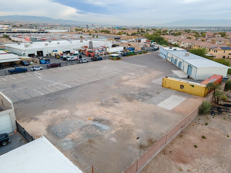 More Photos Of 648 Joey Ln, Henderson Manufacturing For Lease