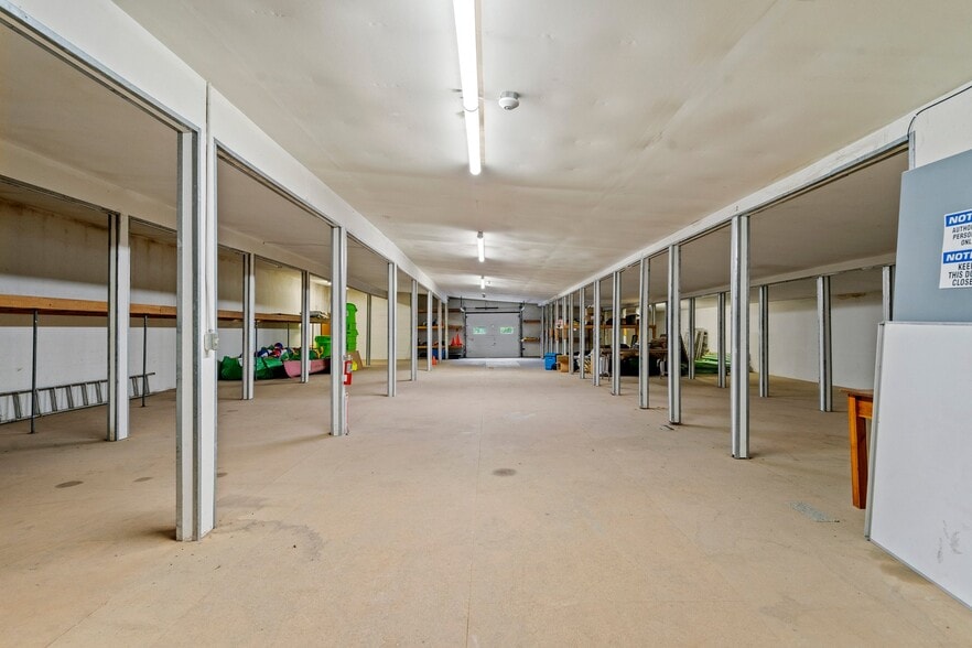 More Photos Of 398 Anthony St, Schenectady Warehouse For Sale