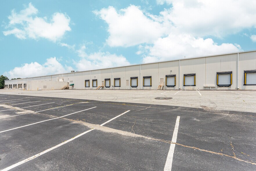 More Photos Of 4336 Federal Dr, Greensboro Unknown For Lease