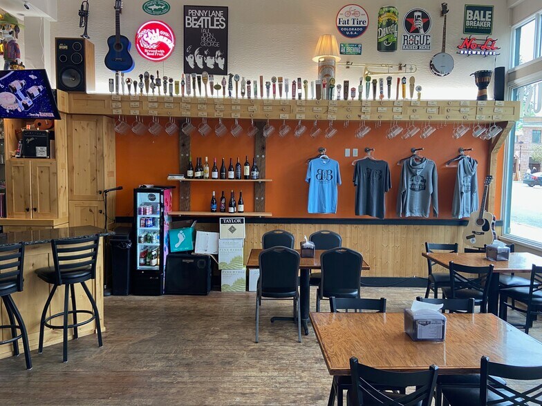 More Photos Of 6249 W Maine St, Spirit Lake Restaurant For Sale
