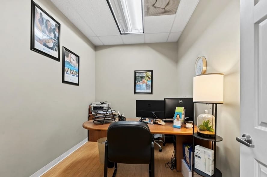 More Photos Of 2330 Colony Crossing Pl, Midlothian Medical For Sale