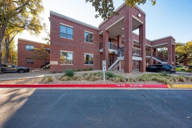More Photos Of 11824 Jollyville Rd, Austin Medical For Lease