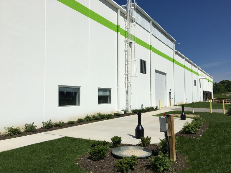 More Photos Of 12979 County Road 153, East Liberty Manufacturing For Lease