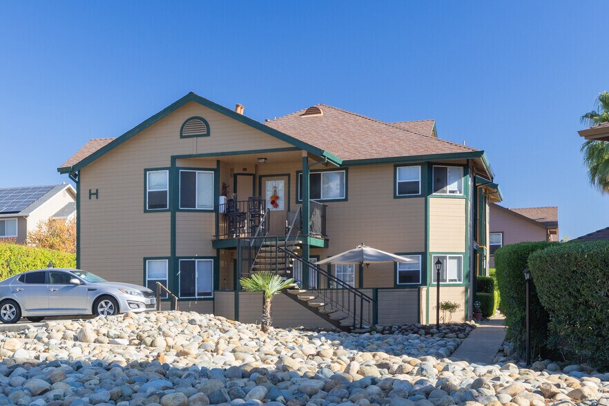 More Photos Of 3820 Market Ct, Shingle Springs Apartments For Sale