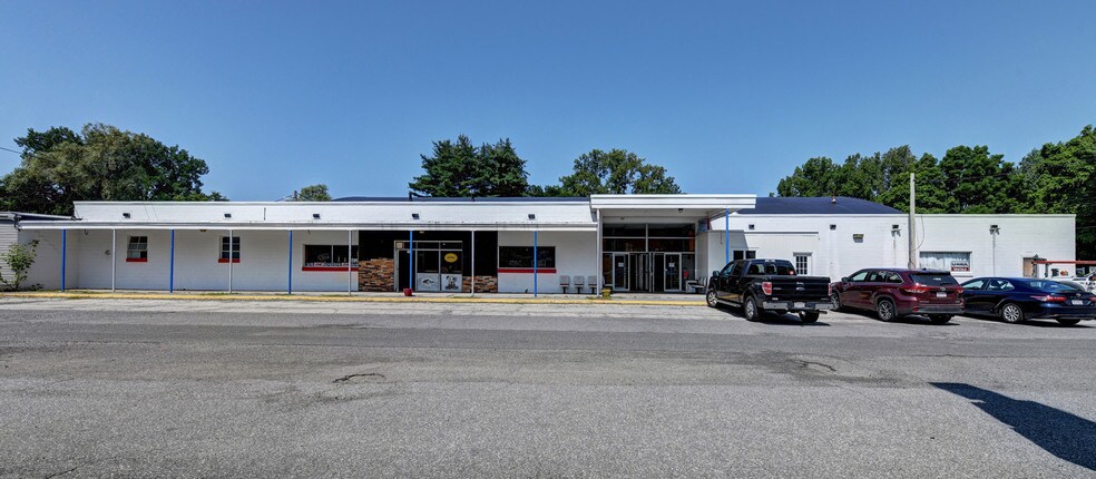 More Photos Of 109 Stockbridge Rd, Great Barrington Bowling Alley For Sale