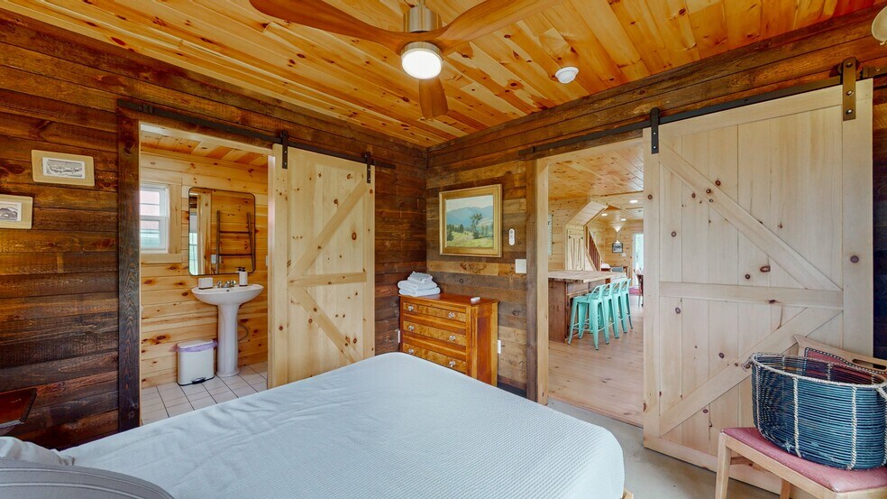 More Photos Of 284 Edgemont Rd, Moriah Hospitality For Sale
