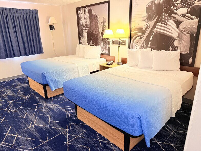 More Photos Of 800 Mammoth St, Hot Springs Hotel For Sale